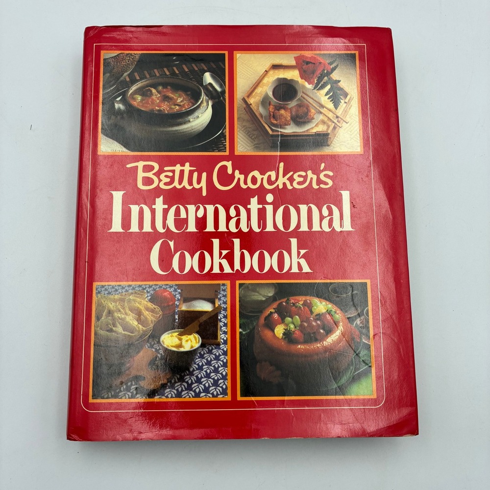 Betty Crocker International Cookbook 1980 Hardcover 1st‎ Edition 450+